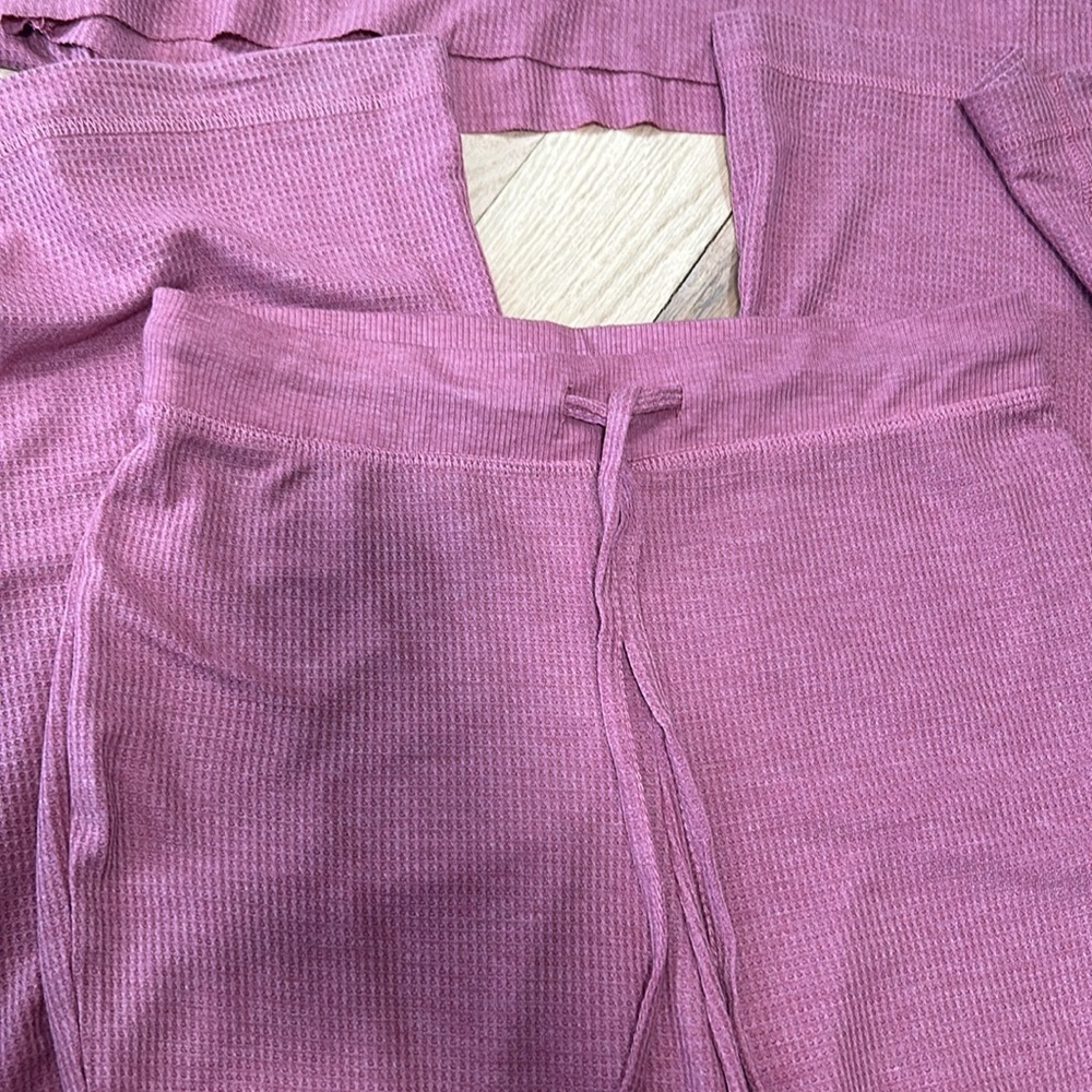 NEW Roxy lounge/pj set - Picture 3 of 5